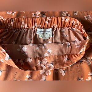 High Slit Elastic Skirt